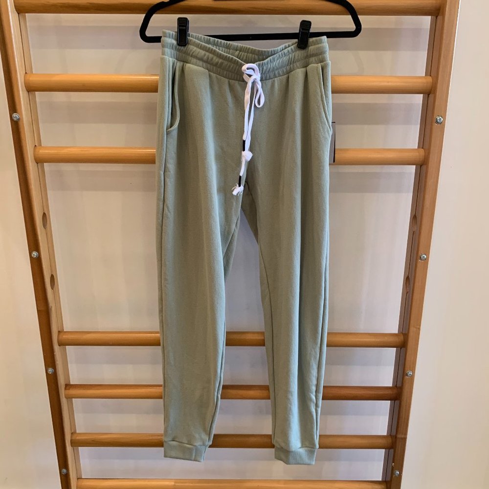 STRUT THIS JOGGER SET BOTTOMS